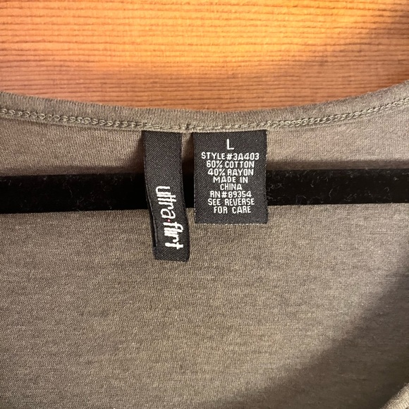 Green Fringe T-Shirt - Picture 3 of 4